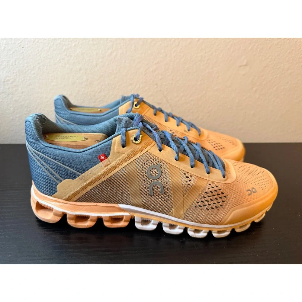 On Cloudflow Womens Size 8.5W Running Shoes Orange Blue Swiss Engineering